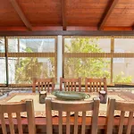 Sky Breeze Apartment